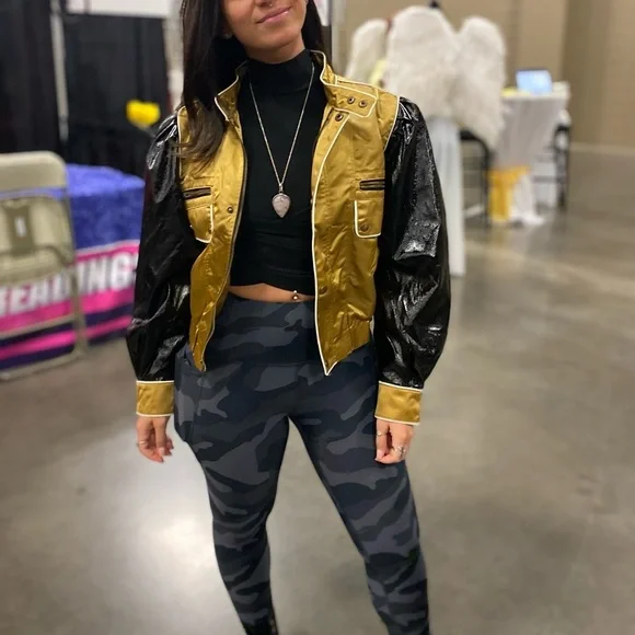 NWOT Stylish jacket - Picture 4 of 5